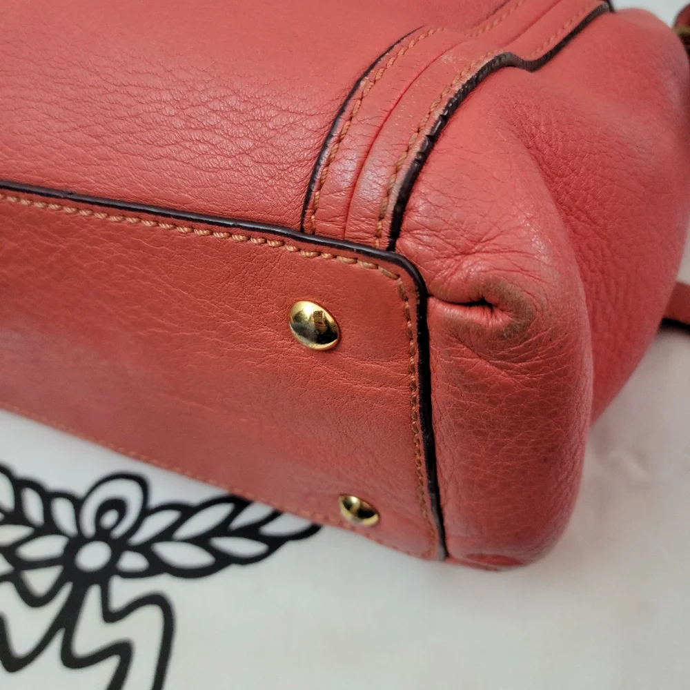 MCM Coral Leather Handbag - Picture 5 of 16